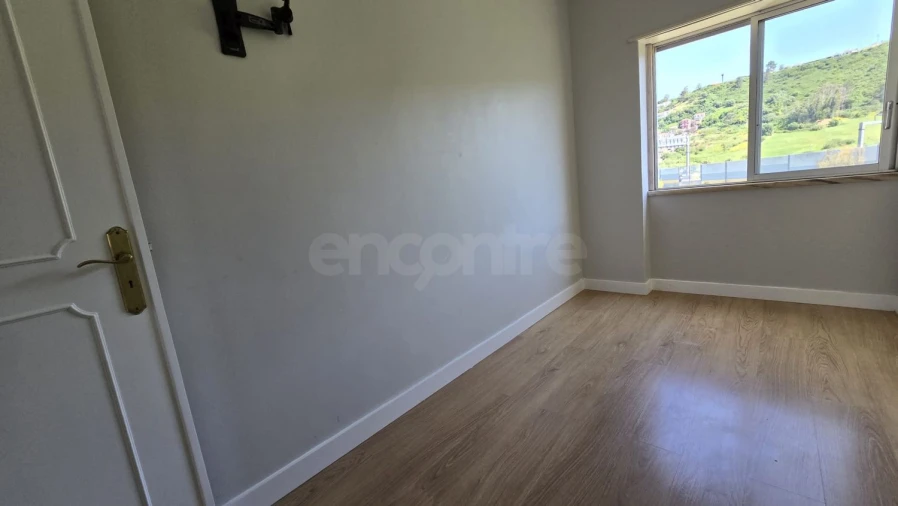 Apartamento T2 para Venda em Póvoa de Santo Adrião e Olival Basto Foto 64