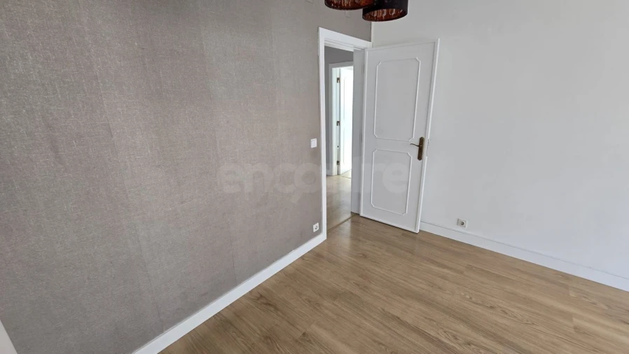 Apartamento T2 para Venda em Póvoa de Santo Adrião e Olival Basto Foto 76