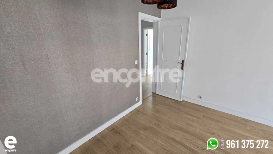 Apartamento T2 para Venda em Póvoa de Santo Adrião e Olival Basto Foto 24