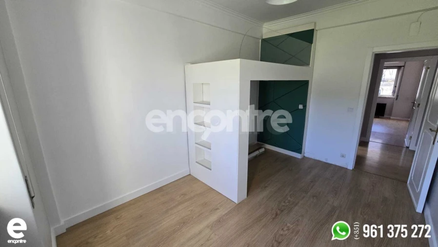 Apartamento T2 para Venda em Póvoa de Santo Adrião e Olival Basto Foto 17