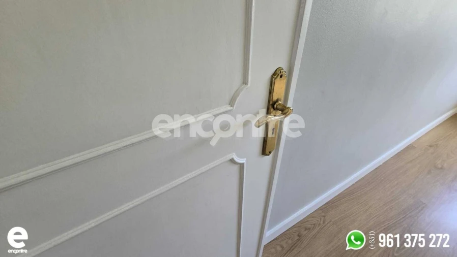 Apartamento T2 para Venda em Póvoa de Santo Adrião e Olival Basto Foto 12