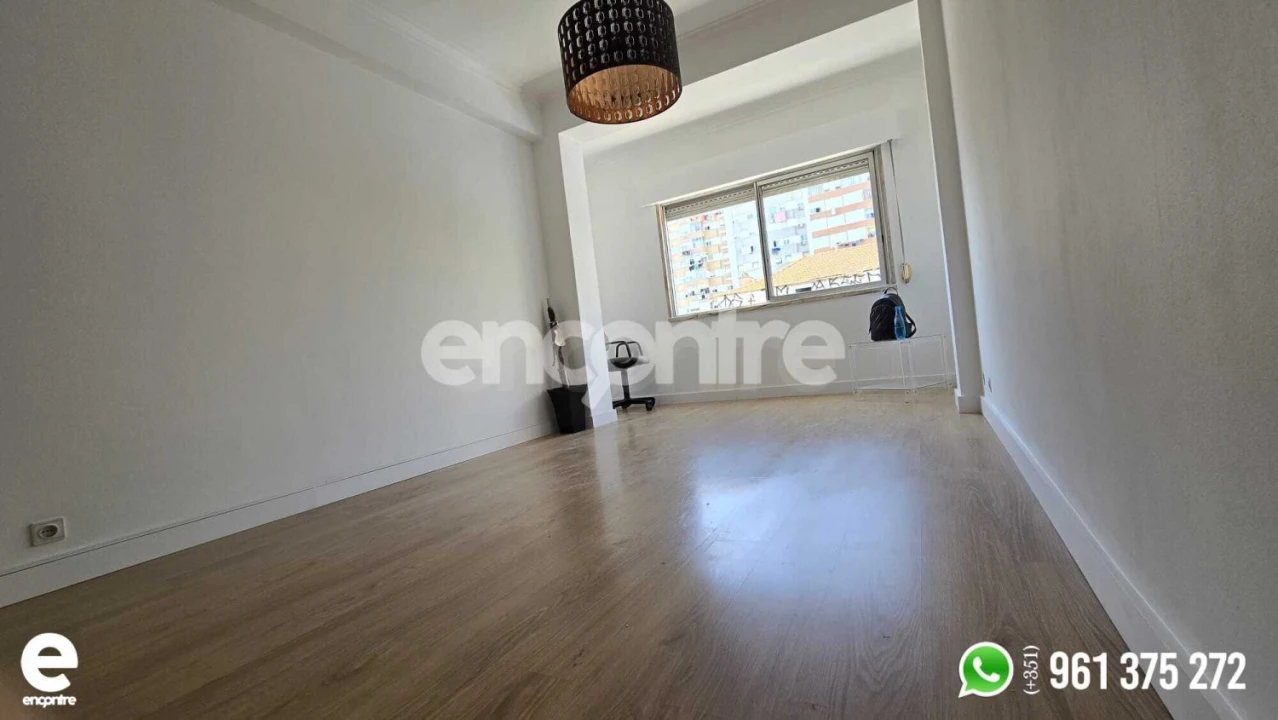 Apartamento T2 para Venda em Póvoa de Santo Adrião e Olival Basto Foto 32