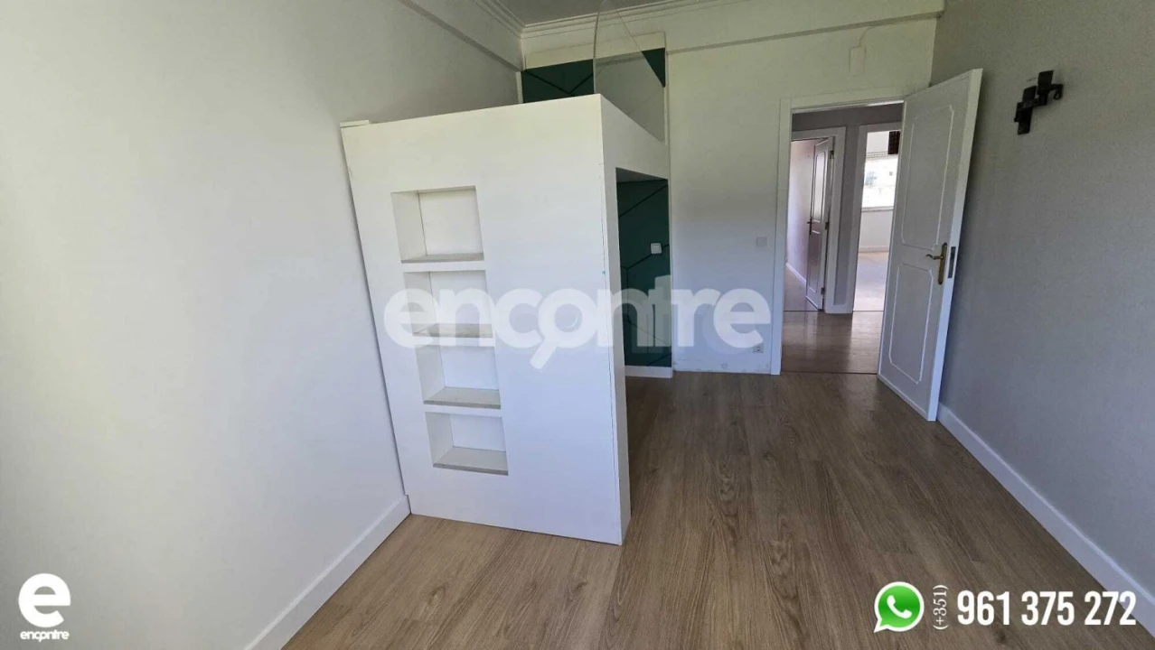 Apartamento T2 para Venda em Póvoa de Santo Adrião e Olival Basto Foto 14