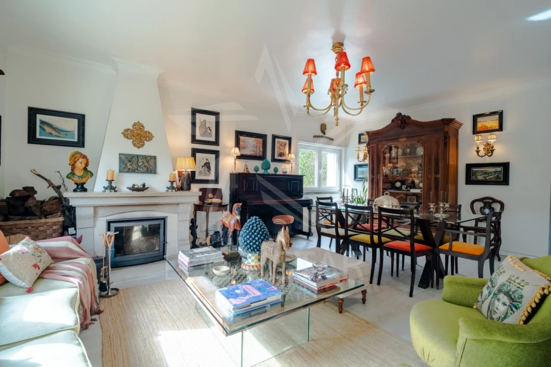 Moradia T5 para Venda em Carcavelos e Parede Foto 2