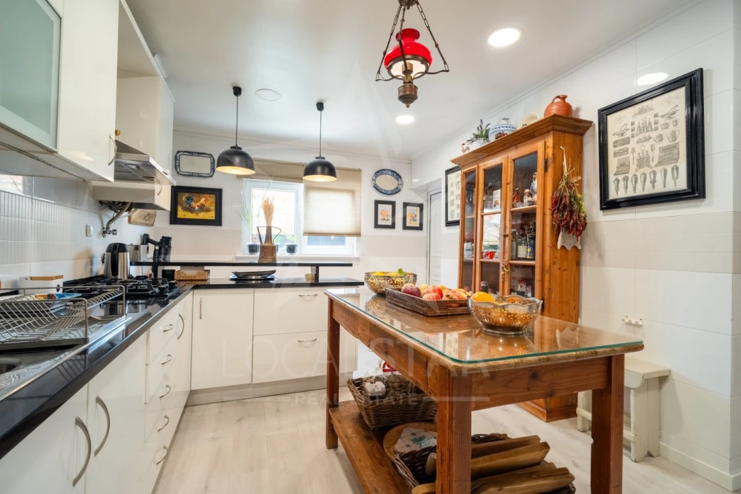 Moradia T5 para Venda em Carcavelos e Parede Foto 8