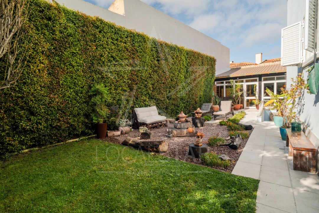 Moradia T5 para Venda em Carcavelos e Parede Foto 13