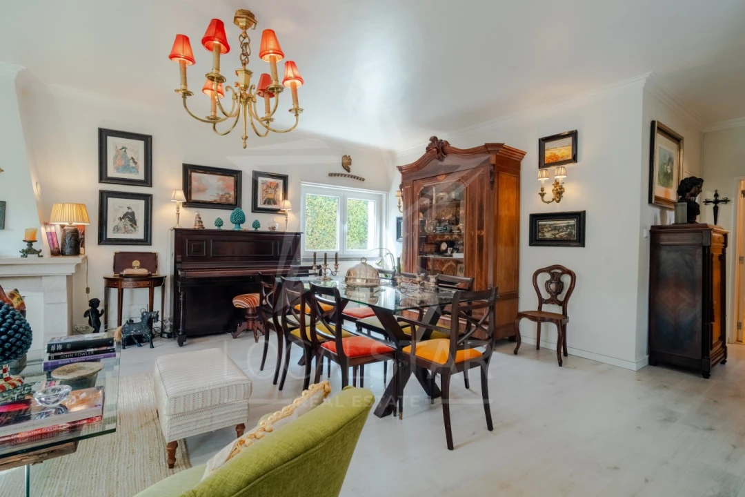 Moradia T5 para Venda em Carcavelos e Parede Foto 26