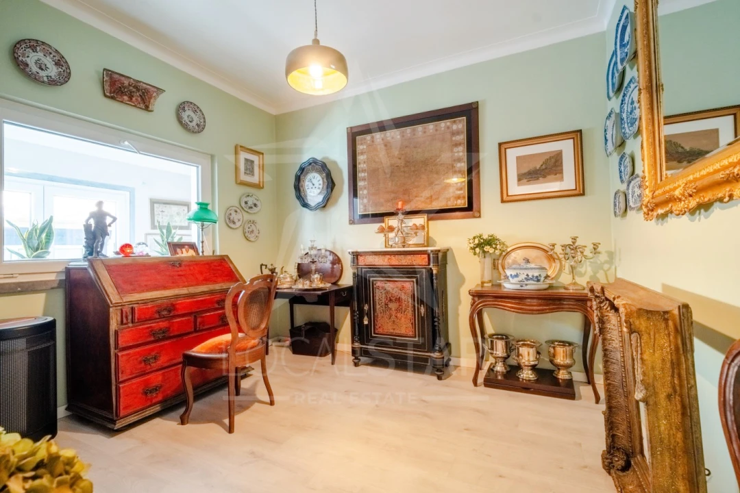 Moradia T5 para Venda em Carcavelos e Parede Foto 29