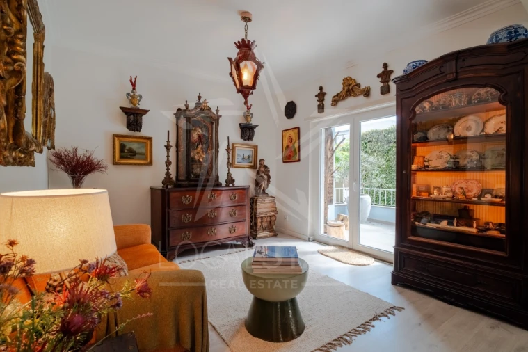 Moradia T5 para Venda em Carcavelos e Parede Foto 23