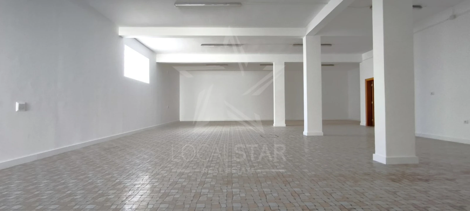 Armazém para Venda em Nossa Senhora do Pópulo, Coto e São Gregório Foto 12