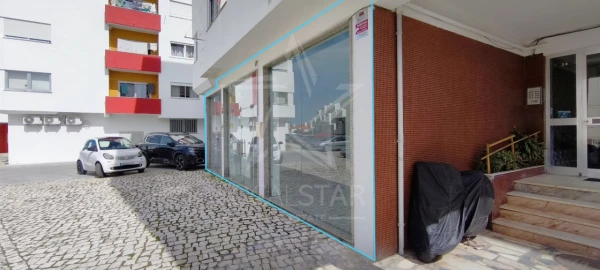 Armazém para Venda em Nossa Senhora do Pópulo, Coto e São Gregório