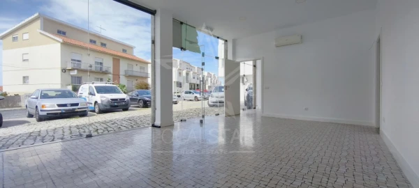 Armazém para Venda em Nossa Senhora do Pópulo, Coto e São Gregório