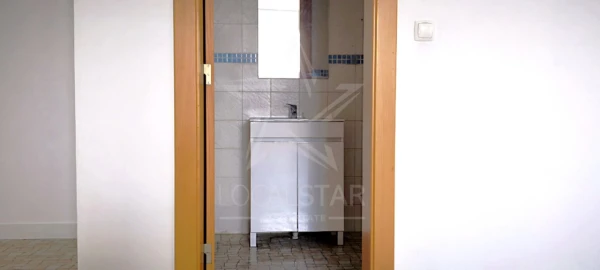 Armazém para Venda em Nossa Senhora do Pópulo, Coto e São Gregório