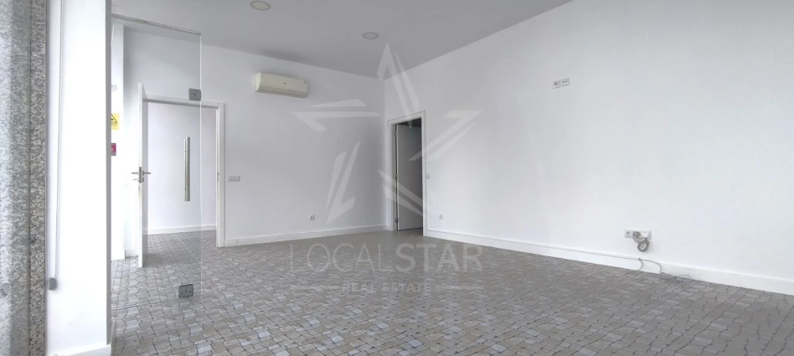 Armazém para Venda em Nossa Senhora do Pópulo, Coto e São Gregório Foto 6