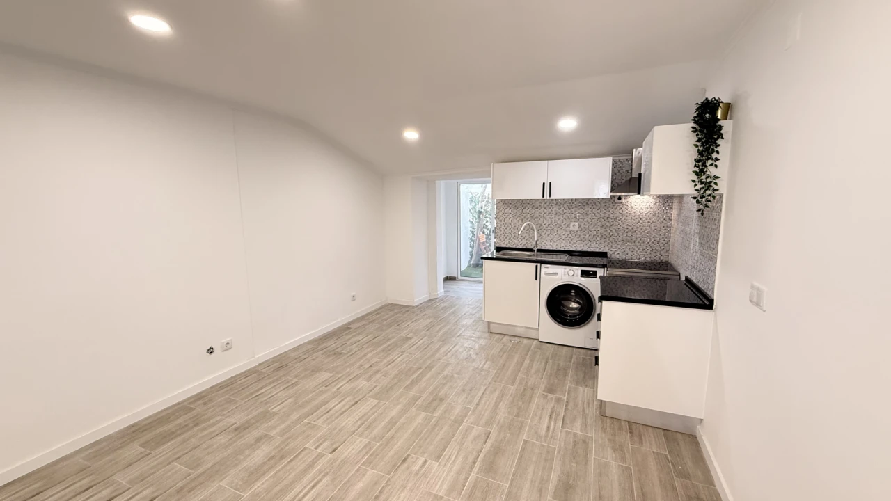 Moradia T1 para Venda em Alhandra, São João dos Montes e Calhandriz Foto 1