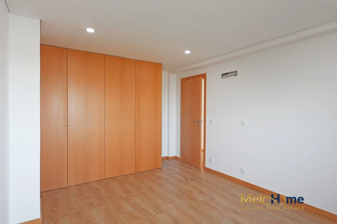 Moradia T3 para Venda em Fânzeres e São Pedro da Cova Foto 35