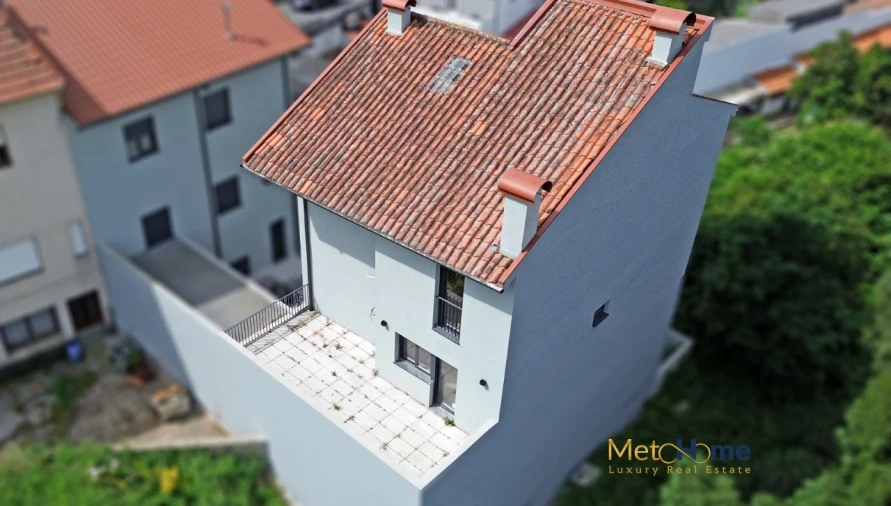 Moradia T3 para Venda em Fânzeres e São Pedro da Cova Foto 2