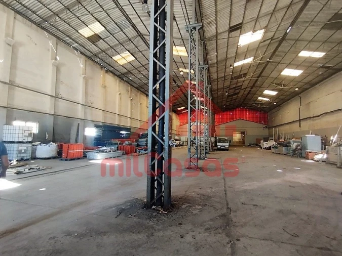 Armazém para Arrendamento em Santa Maria, São Pedro e Matacães Foto 2