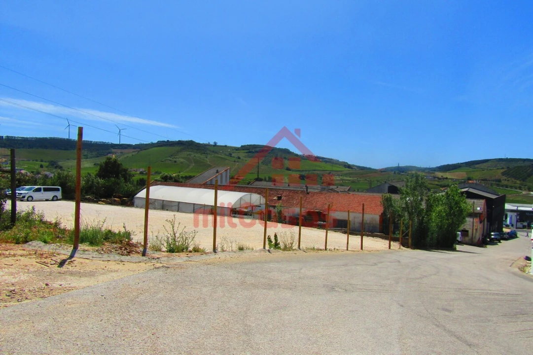 Armazém para Arrendamento em Santa Maria, São Pedro e Matacães Foto 9