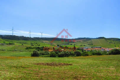 Armazém para Arrendamento em Santa Maria, São Pedro e Matacães