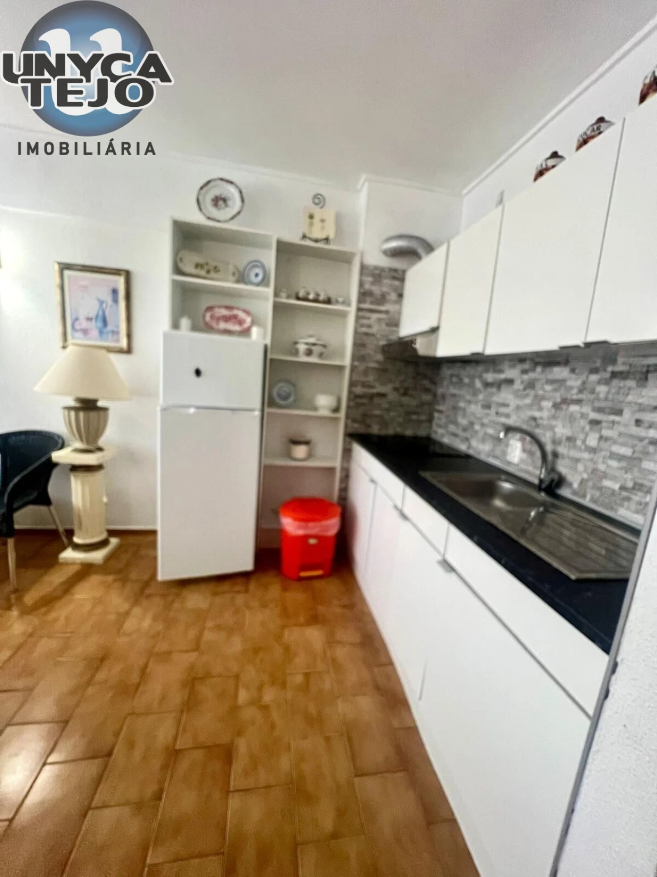 Apartamento T1 para Venda em Costa da Caparica Foto 11