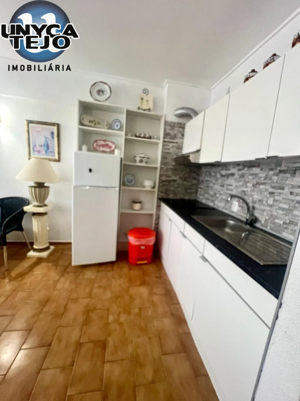 Apartamento T1 para Venda em Costa da Caparica Foto 11