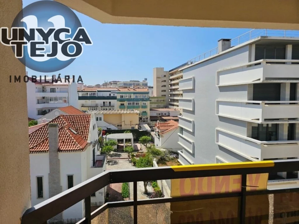 Apartamento T1 para Venda em Costa da Caparica Foto 34