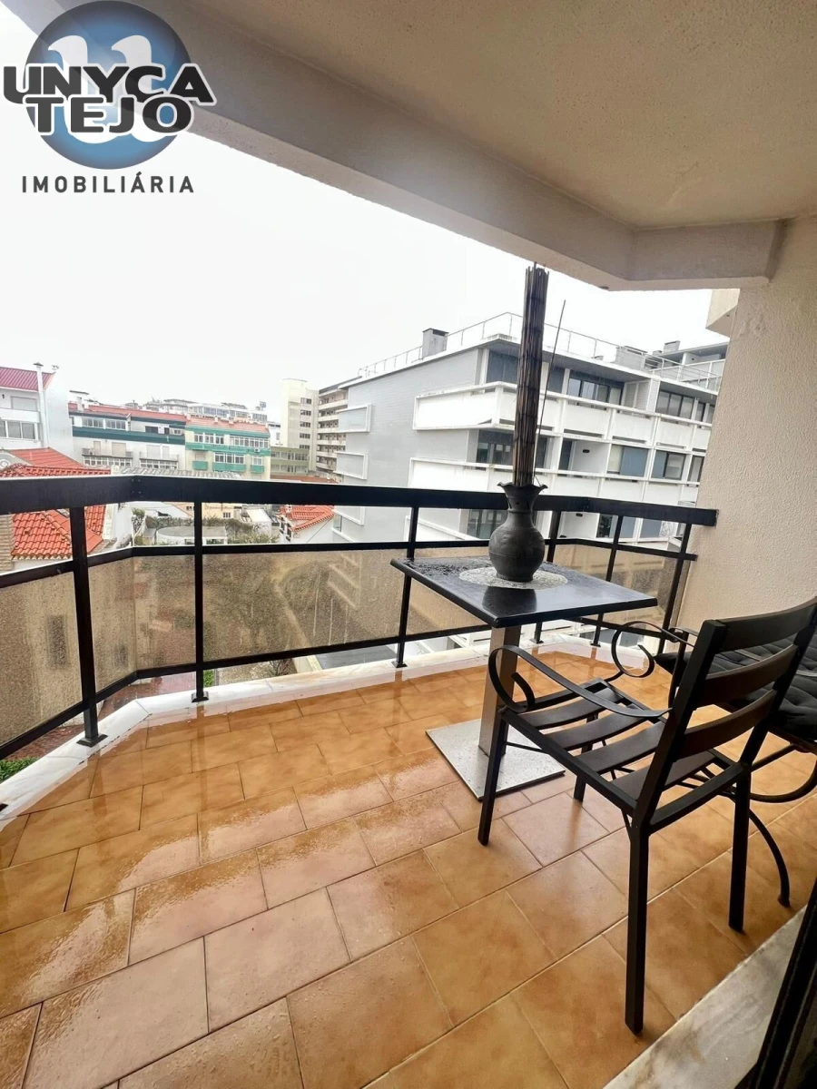 Apartamento T1 para Venda em Costa da Caparica Foto 13