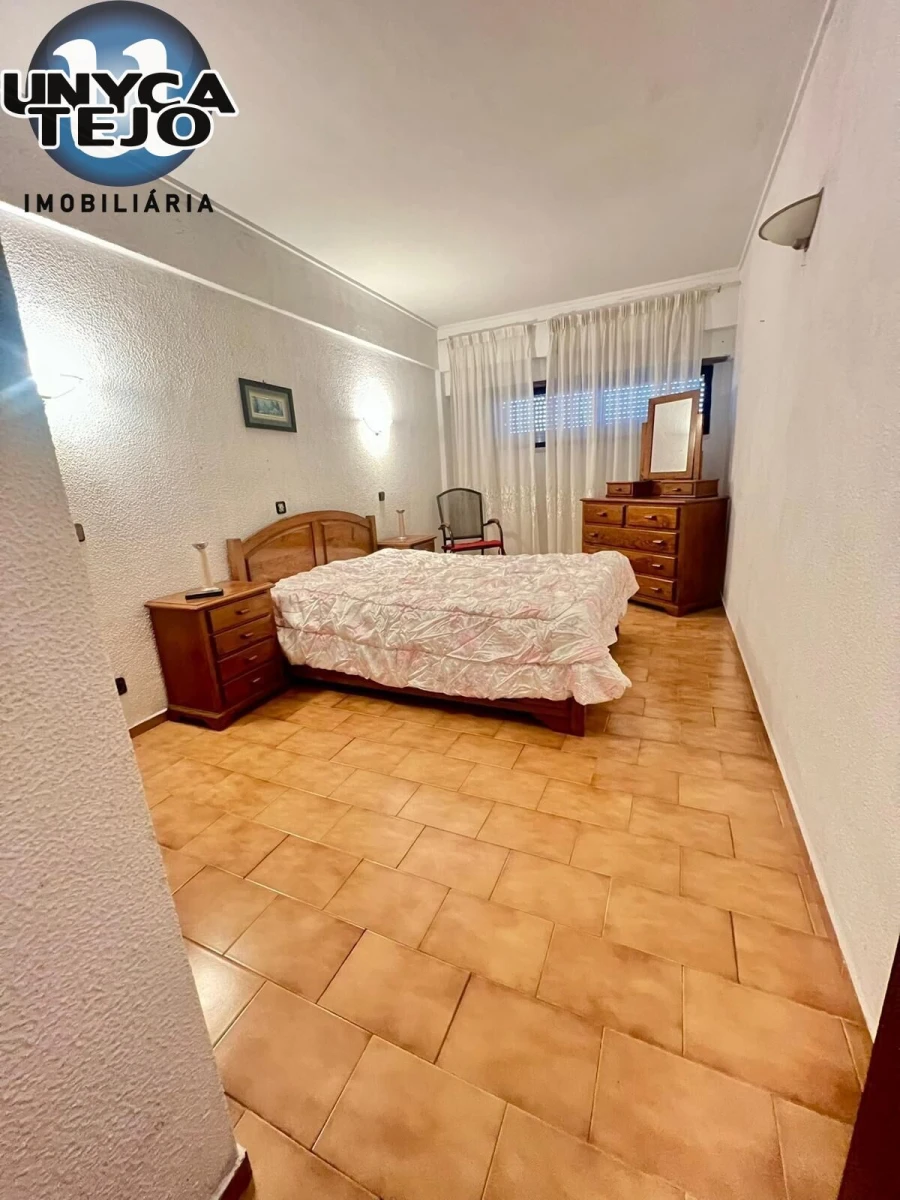 Apartamento T1 para Venda em Costa da Caparica Foto 8