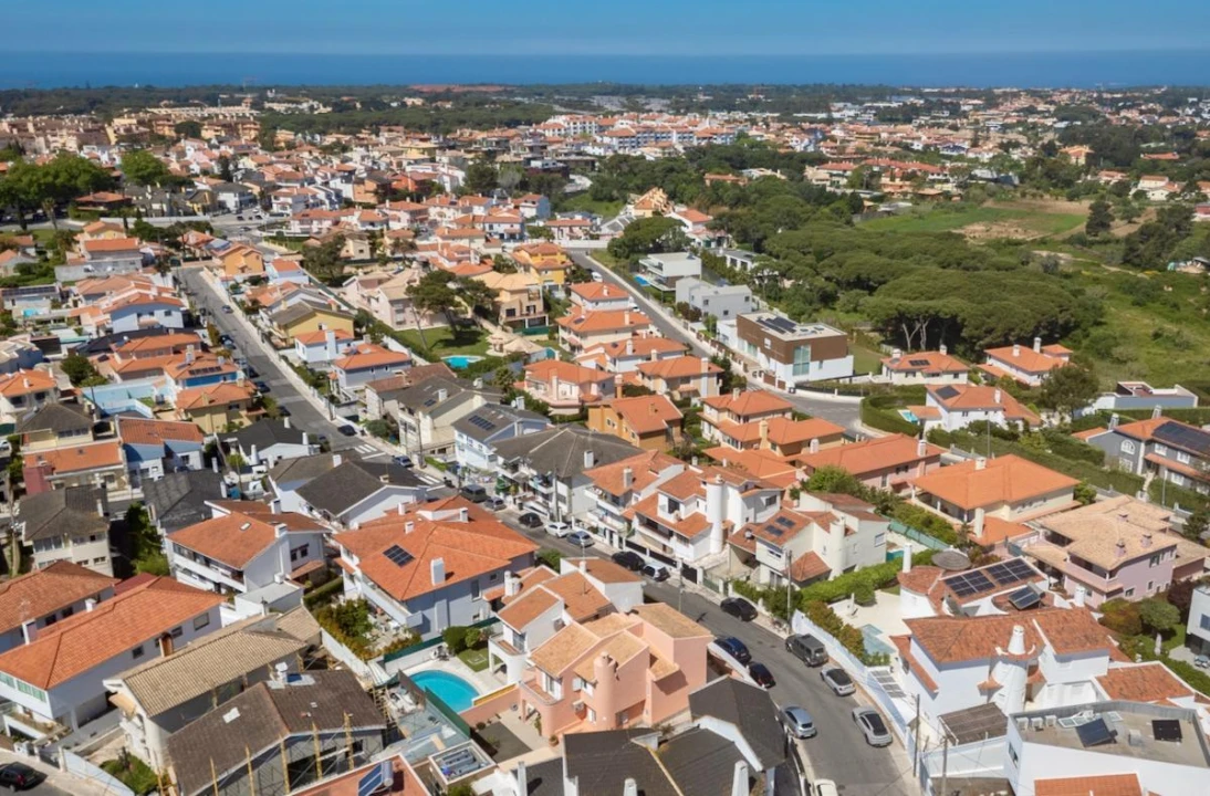 Moradia T5 para Venda em Cascais e Estoril Foto 1
