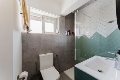 Apartamento T4 para Venda em Rio de Mouro