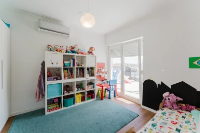Apartamento T4 para Venda em Rio de Mouro