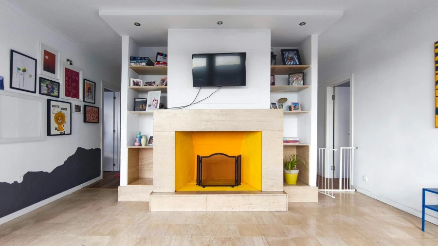 Apartamento T4 para Venda em Rio de Mouro Foto 17