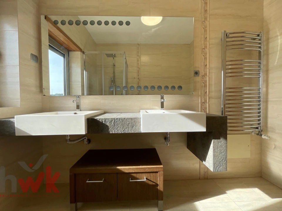 Moradia T4 para Venda em Oliveira do Hospital e São Paio de Gramaços Foto 21