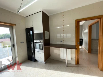 Moradia T4 para Venda em Oliveira do Hospital e São Paio de Gramaços