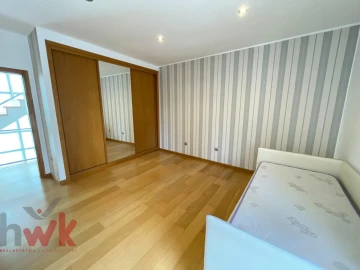 Moradia T4 para Venda em Oliveira do Hospital e São Paio de Gramaços