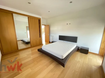 Moradia T4 para Venda em Oliveira do Hospital e São Paio de Gramaços