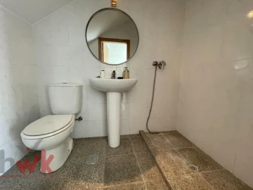 Moradia T4 para Venda em Oliveira do Hospital e São Paio de Gramaços