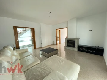 Moradia T4 para Venda em Oliveira do Hospital e São Paio de Gramaços