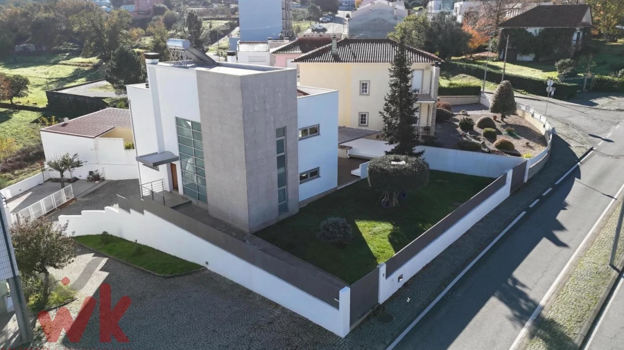 Moradia T4 para Venda em Oliveira do Hospital e São Paio de Gramaços