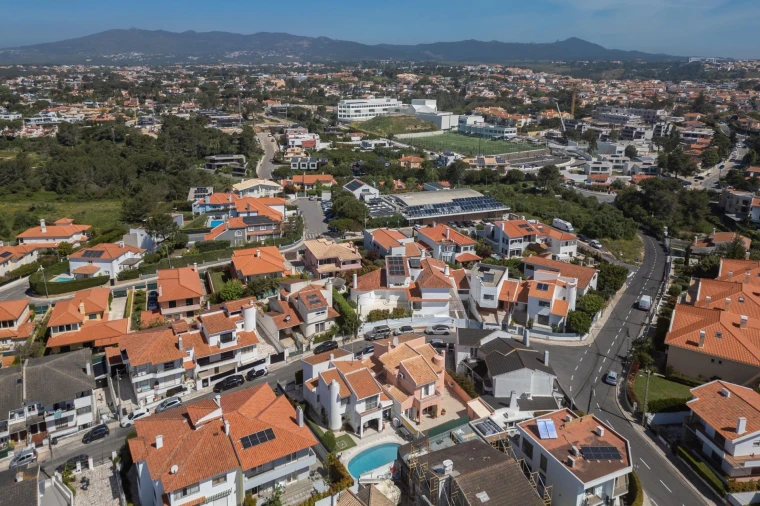 Moradia T5 para Venda em Cascais e Estoril Foto 3