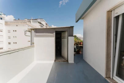 Apartamento T4 para Venda em Rio de Mouro