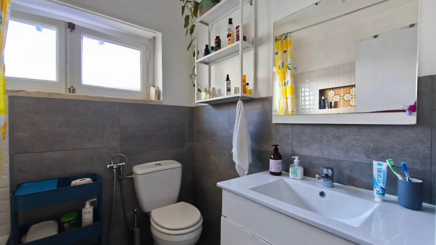 Apartamento T4 para Venda em Rio de Mouro Foto 6