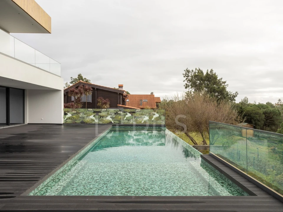 Moradia T5 para Venda em Alcabideche Foto 12