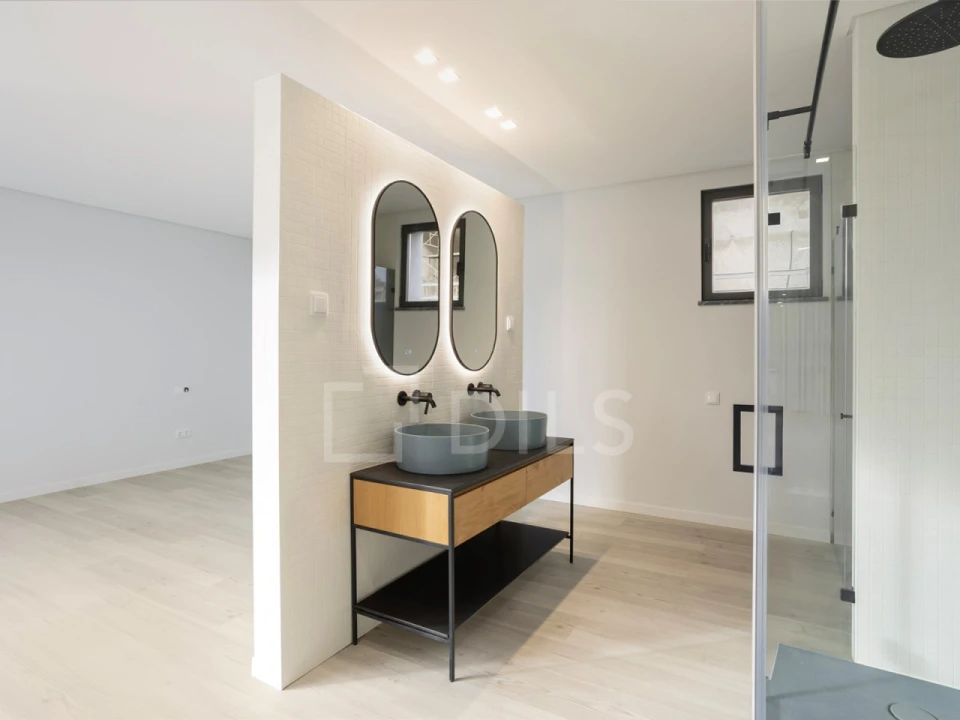 Moradia T5 para Venda em Alcabideche Foto 10