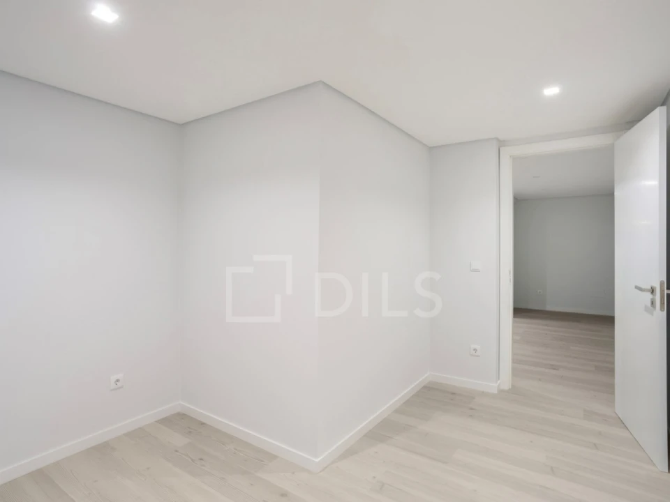 Moradia T5 para Venda em Alcabideche Foto 44