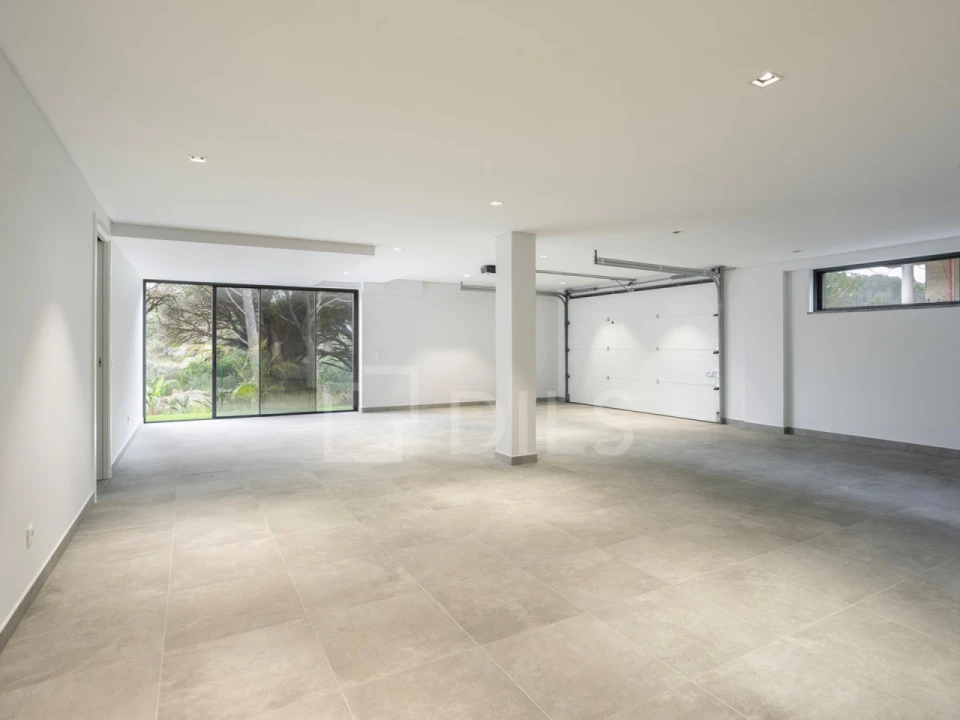 Moradia T5 para Venda em Alcabideche Foto 59