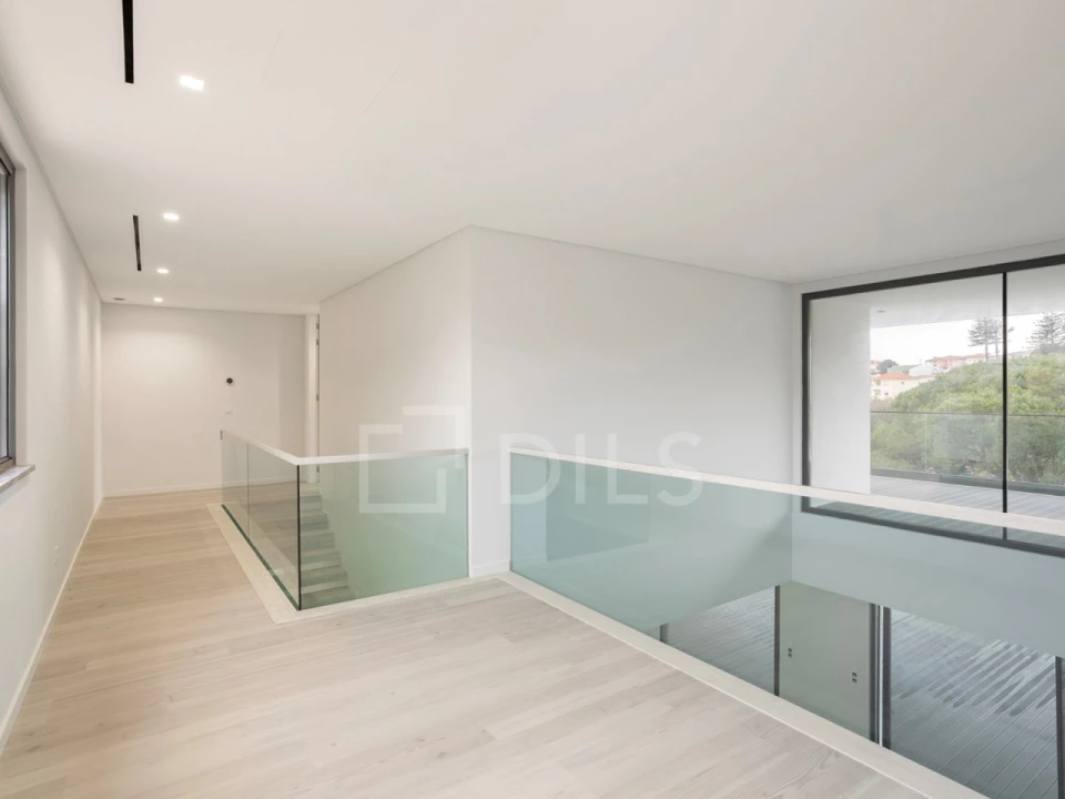 Moradia T5 para Venda em Alcabideche Foto 54