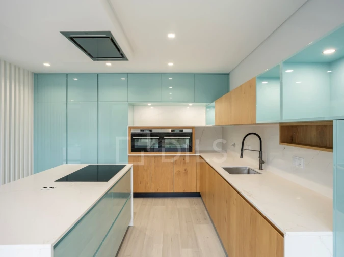 Moradia T5 para Venda em Alcabideche Foto 4