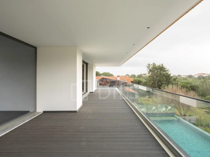 Moradia T5 para Venda em Alcabideche Foto 40